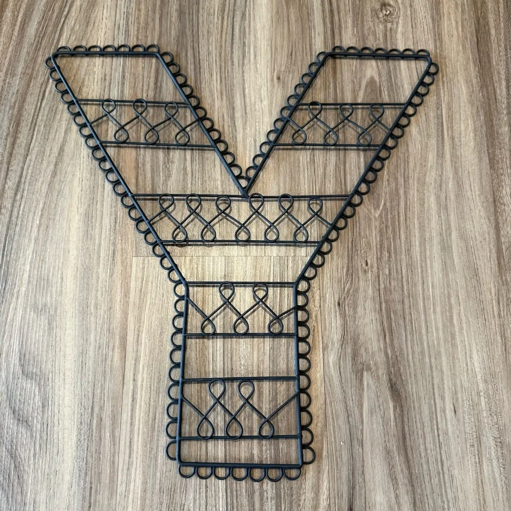 Pottery Barn Teen Black Wire Letter Y Wall Decor